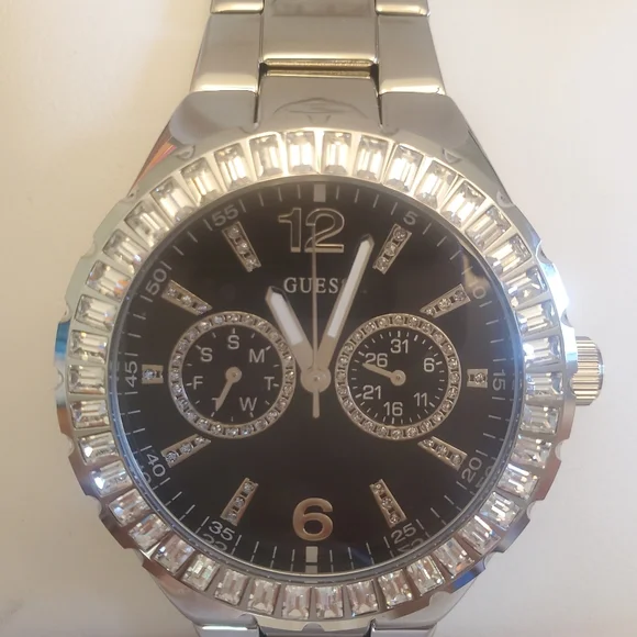 NIB *RARE* GUESS Chill Watch Swarovski stainless Guess Watches Ladies Swarovski ReCreated Silver Tone  main image 2